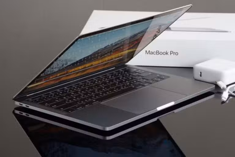 MacBook