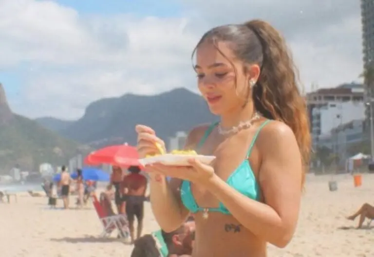 Mel Maia