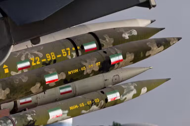 Mísseis militares iranianos