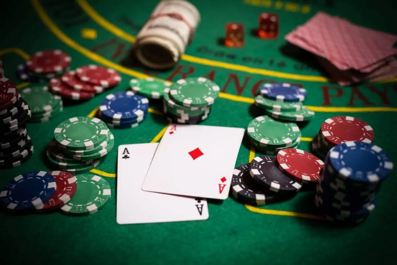 Poker, jogos de azar