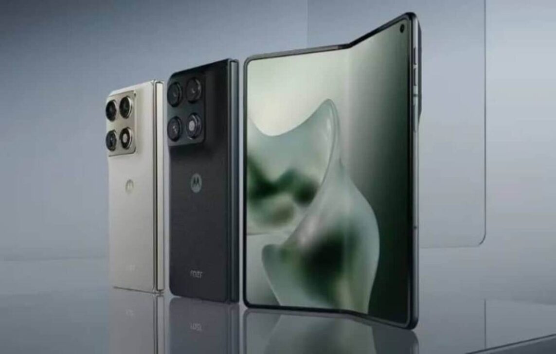 Razr Fold -