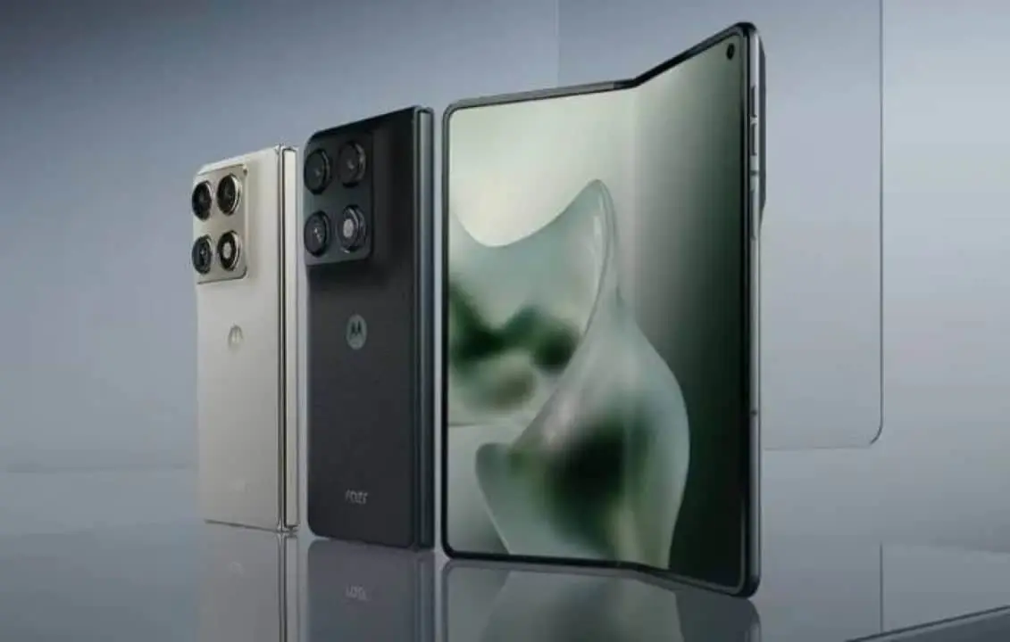 Razr Fold -