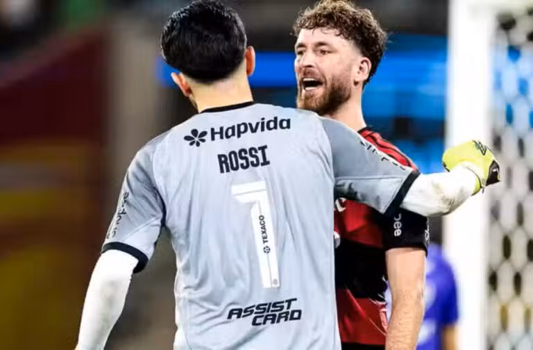 Rossi e Léo Pereira