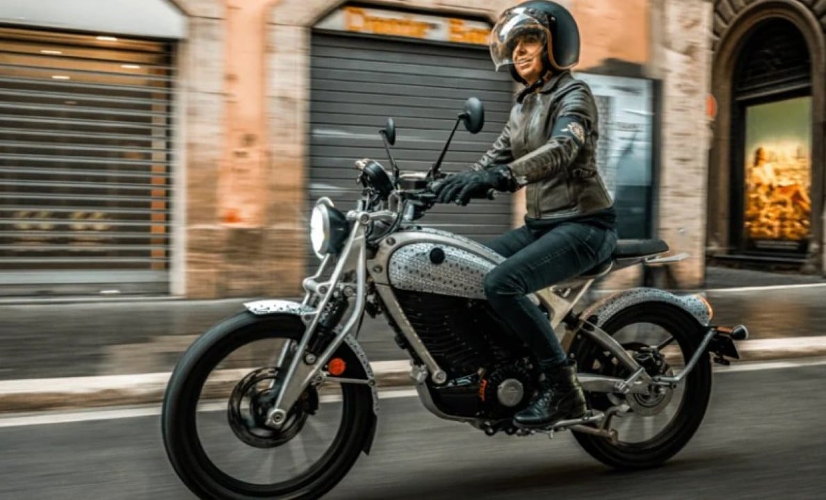 Royal Enfield Flying Flea C6 in Rome