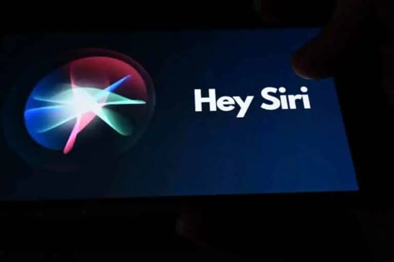 Sirr, Apple
