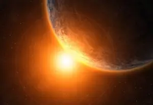 地球の公転運動により夏の期間が 15 分短縮され、科学界が結集