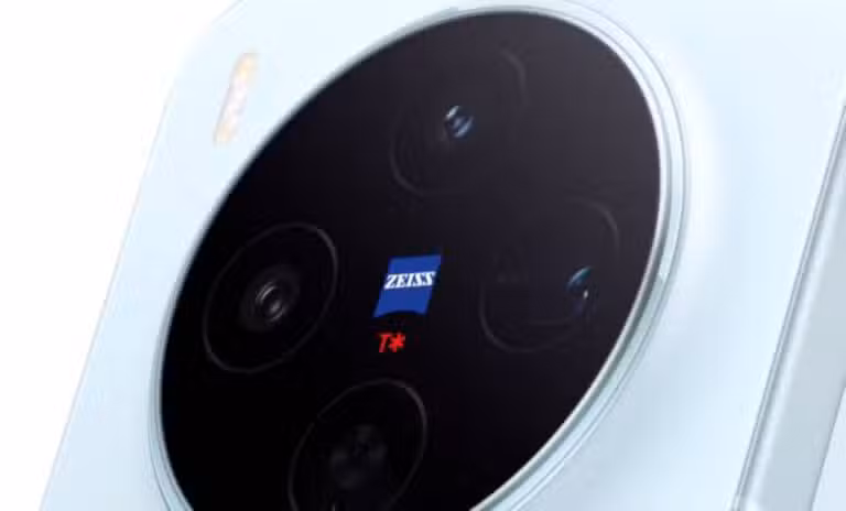X300 Ultra -