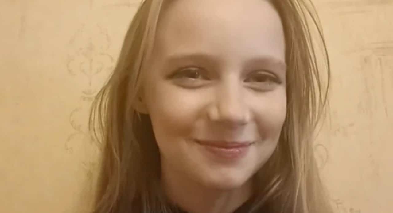 Alisa Teplyakova tornou-se psicóloga aos 13 anos - YouTube