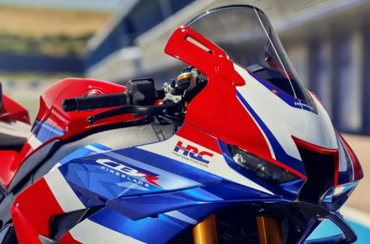 CBR 1000 RR-R- Divulgação Honda
