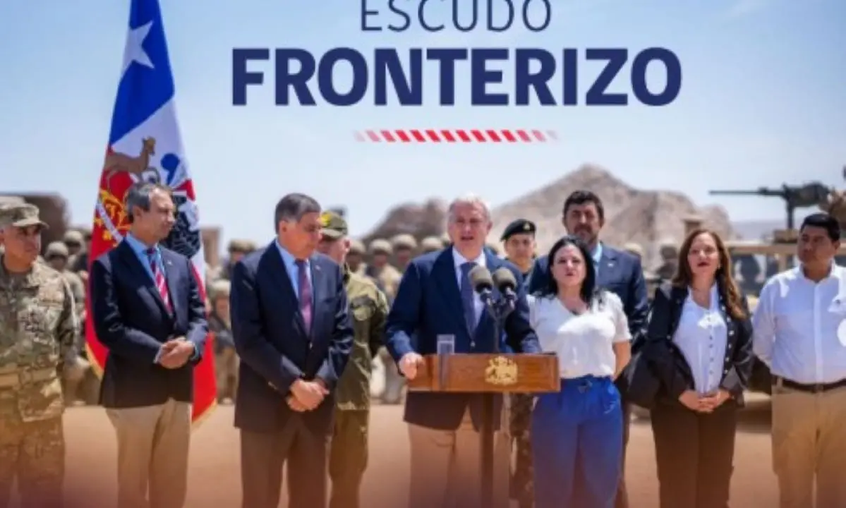 construção de muro na fronteira Chile com Peru