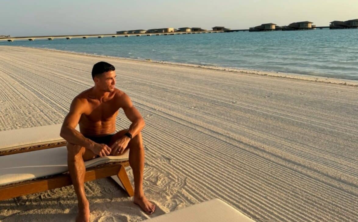 Cristiano Ronaldo na praia - Instagram