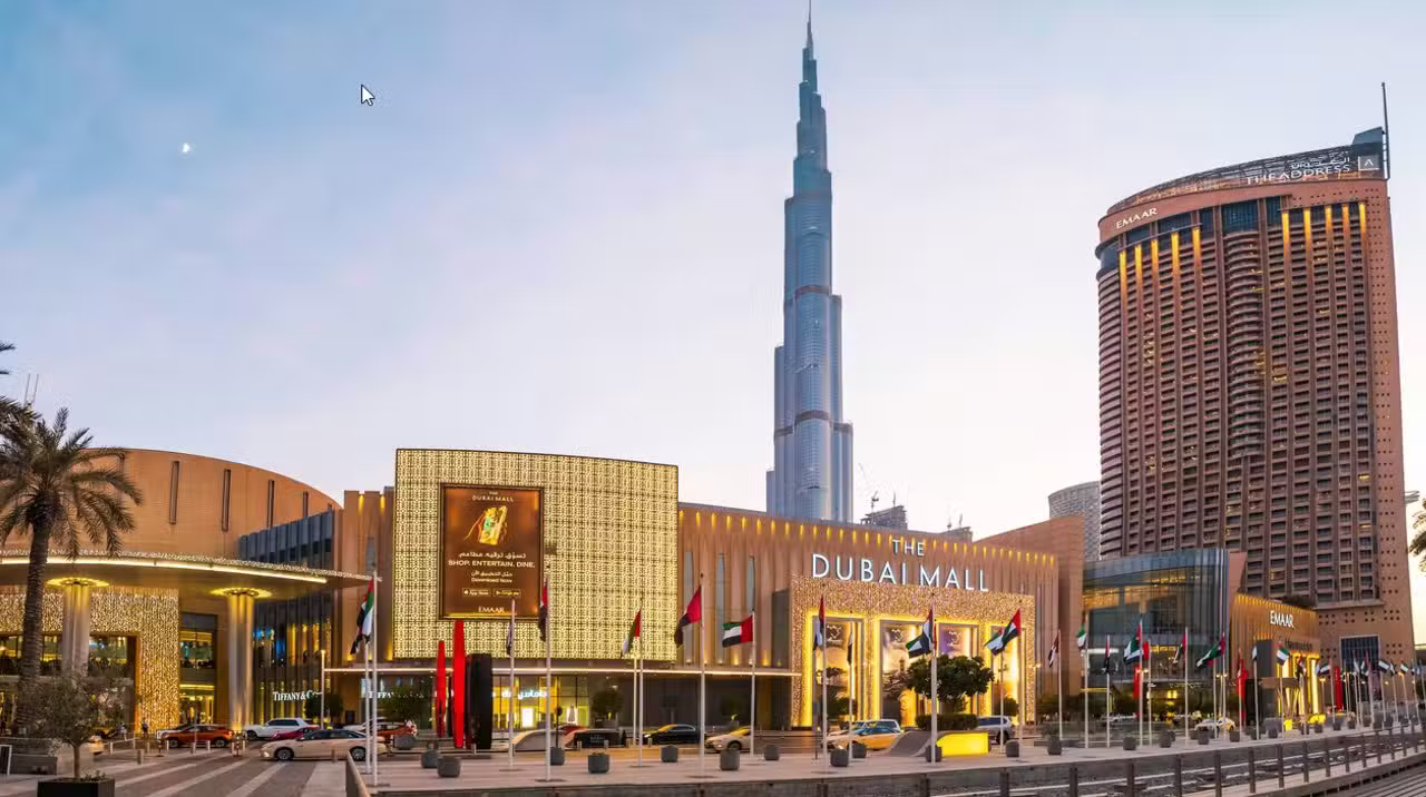 Dubai Mall - Stefan Tomic/istockphoto.com