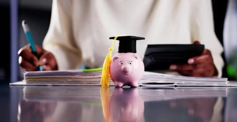 Empréstim, Poupança, Investimento - AndreyPopov/istockphoto.com