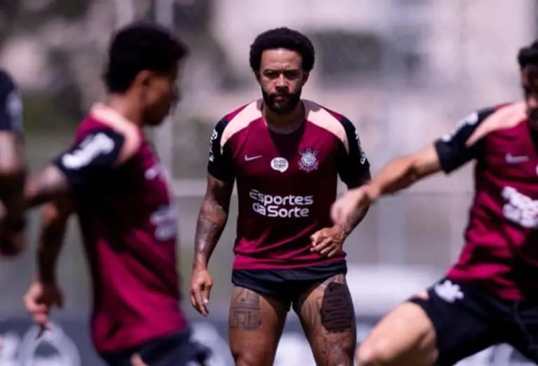 Memphis Depay - Rodrigo Coca / Corinthians