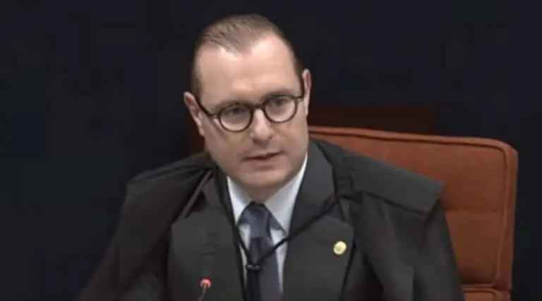 ministro Cristiano Zanin