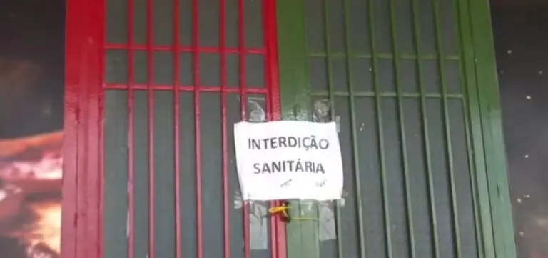 Pizzaria é interditada após suspeita de surto de intoxicação alimentar, em Pombal, na PB — Reprodução / TV Cabo Branco
