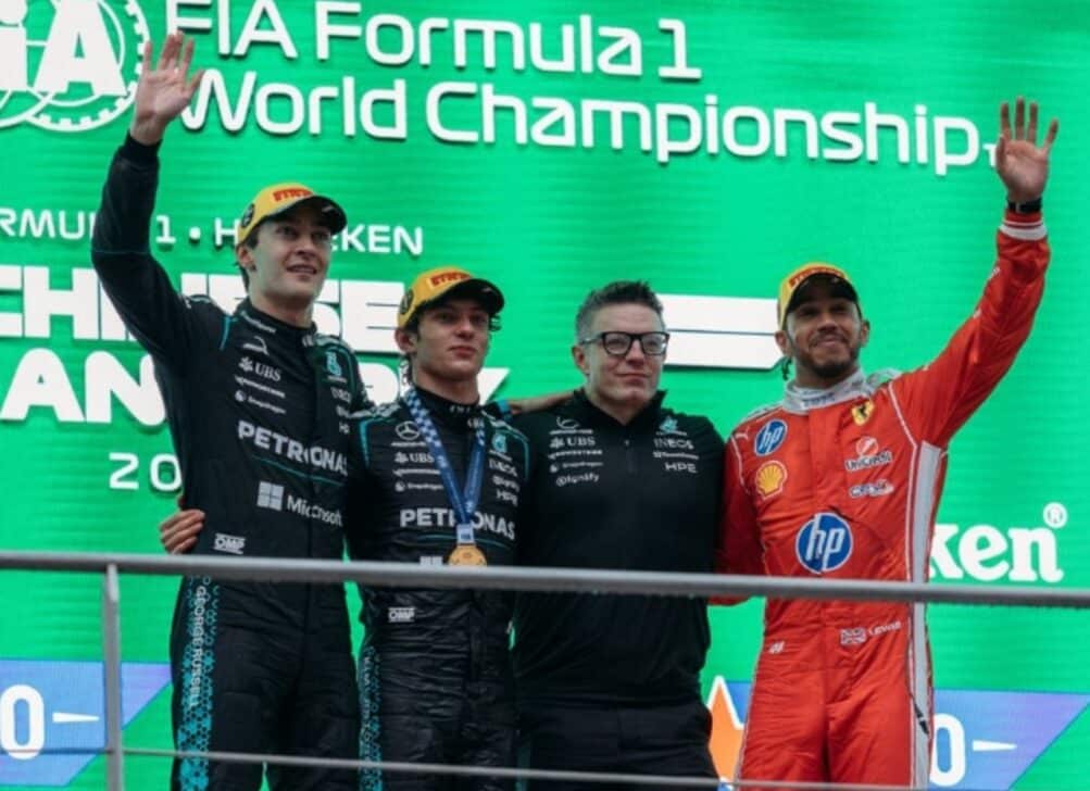 Russell, Antonelli e Hamilton - X.com/ Fórmula 1