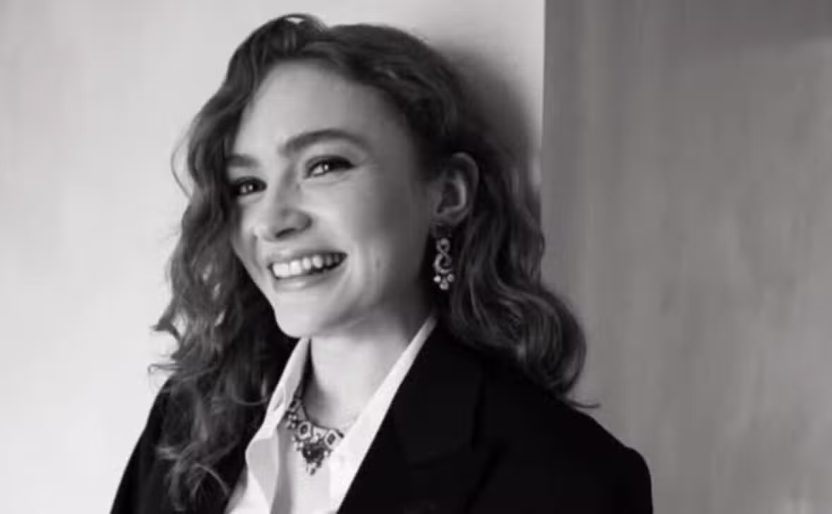 Sadie Sink @sadiesink_