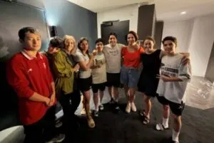 Australien beviljar humanitära visum till sju iranska spelare; laget återvänder utan del av skådespelaren