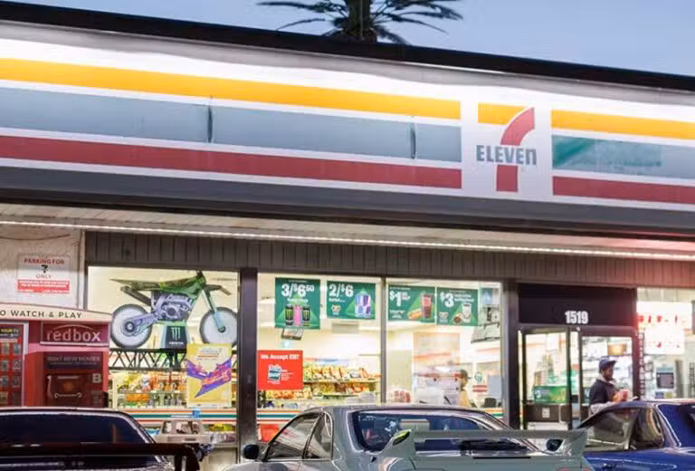 7-Eleven - X