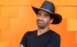 Cowboy lamenta críticas de Milena no Domingão e avalia ações legais
