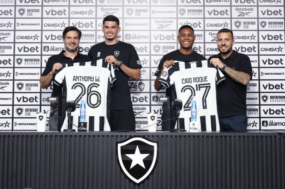 Anthony e Caio Roque