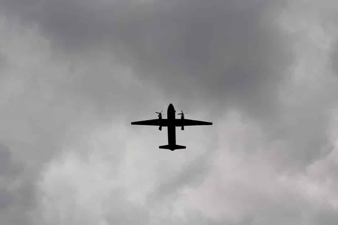 Avião An-26