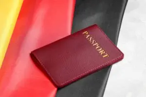 Portugueses em Berlim enfrentam dilema entre ganhos salariais e identidade dividida