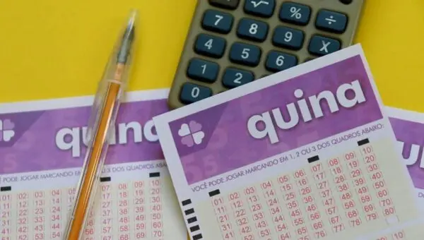 Bilhetes de loteria Quina da Caixa, calculadora
