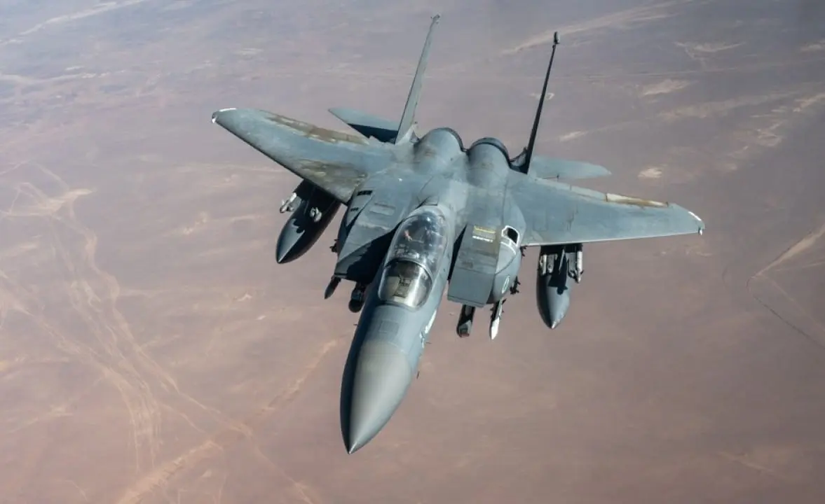Caça F-15E
