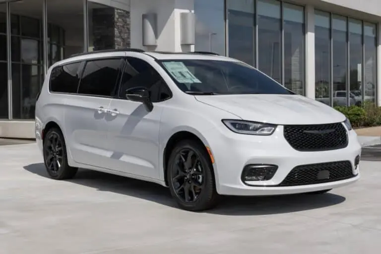Chrysler Pacifica Limited