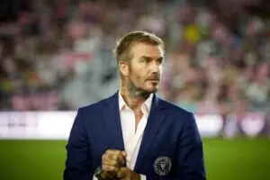 Bagaimana David Beckham meningkatkan pendapatan iklan sebesar R$129 juta dengan perubahan pada Piala Dunia