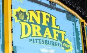 تستأنف مسودة NFL بالجولتين 2 و 3 يوم الجمعة ويختار الحزمون