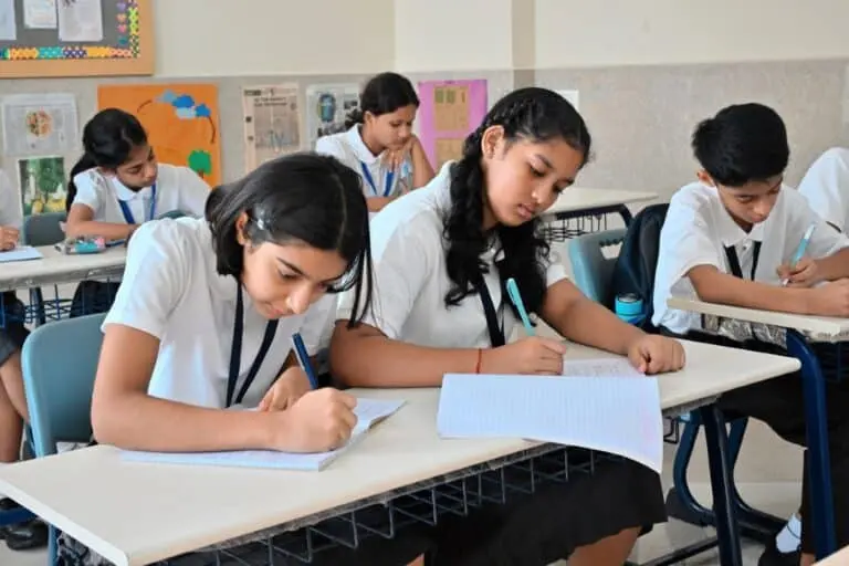 Estudiantes indianos