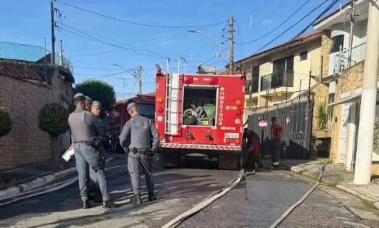 Incendio casa dos pais MC Gui