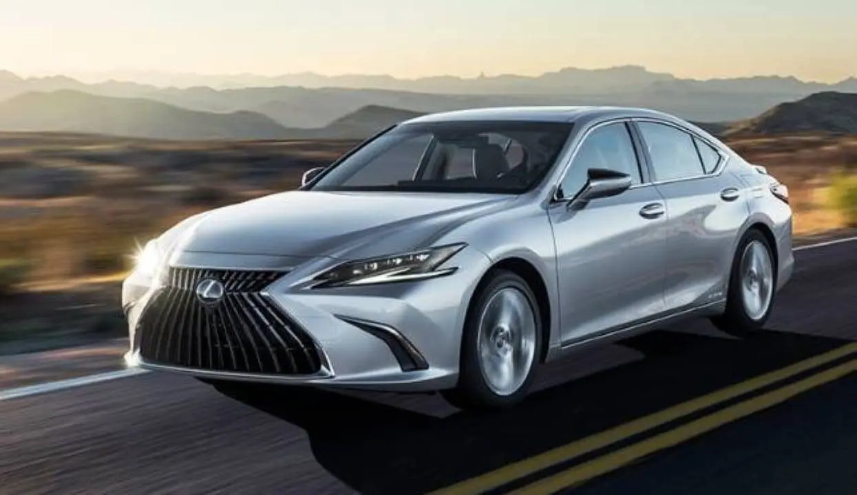 Lexus ES 2026