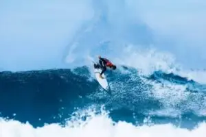 Miguel Pupo가 Bells Beach에서 Hawaiian을 꺾고 호주 준결승에서 브라질의 자리를 보장했습니다.
