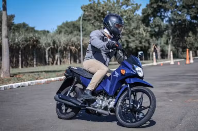 Nova Honda Pop