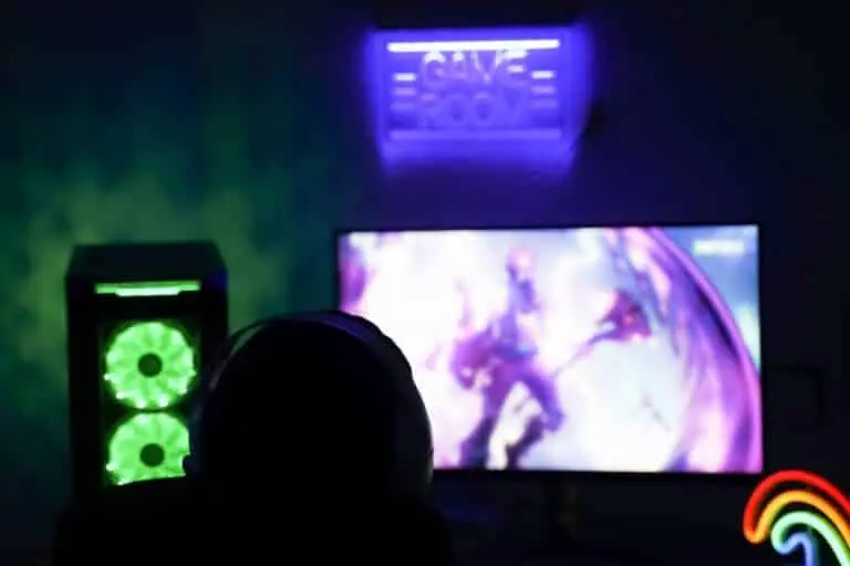 PC gamer, jogando video gamer