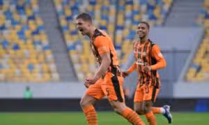 Shakhtar Donetsk x Crystal Palace: Επιβεβαιώθηκαν οι ενδεκάδες για τα ημιτελικά της UEFA Conference League