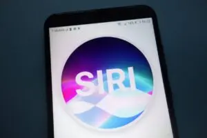 IOS 27 시스템 업데이트로 AirPods가 새로운 Siri를 통해 스마트 비서로 변신합니다.