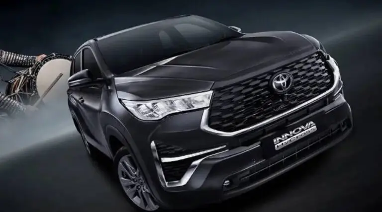 Toyota Innova Hycross