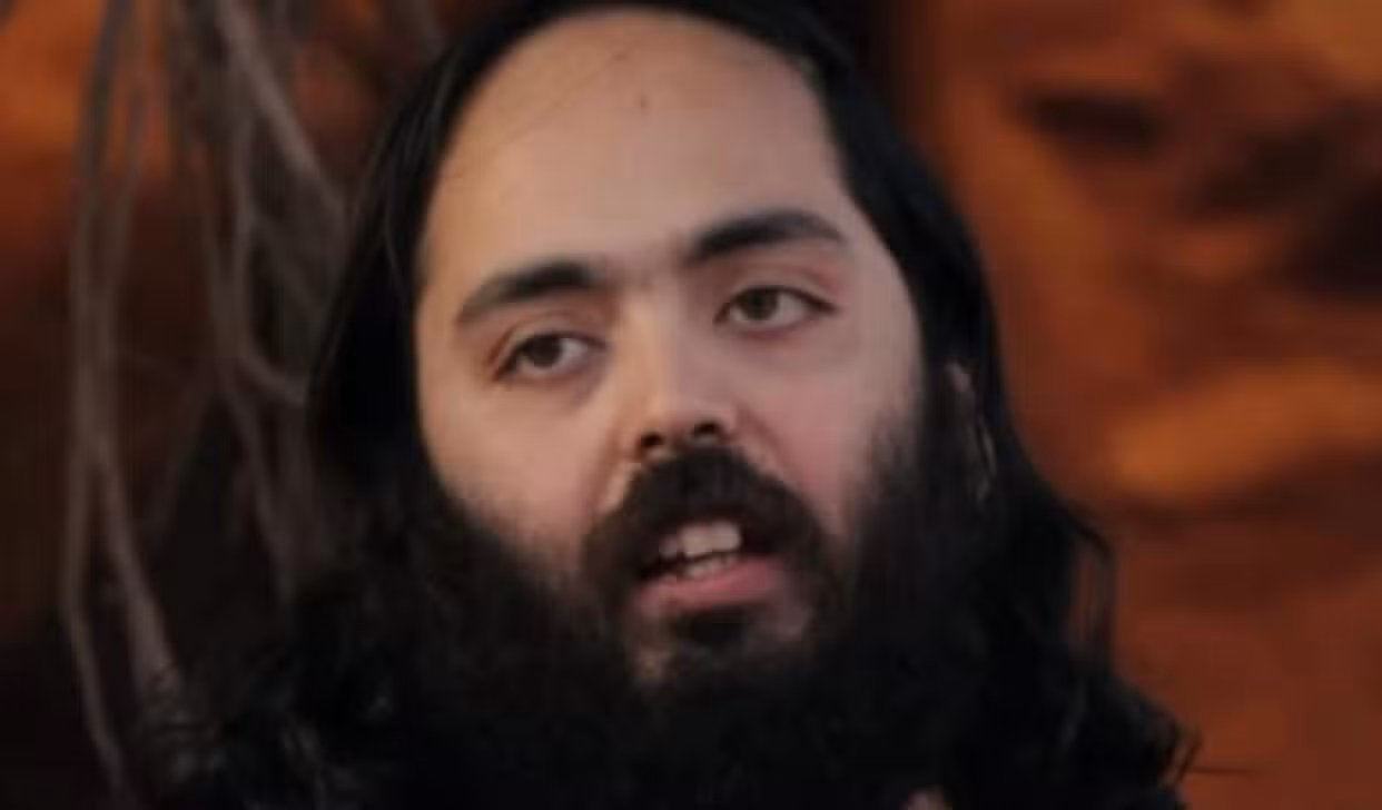 Anant Ambani - @anantmukeshambanii