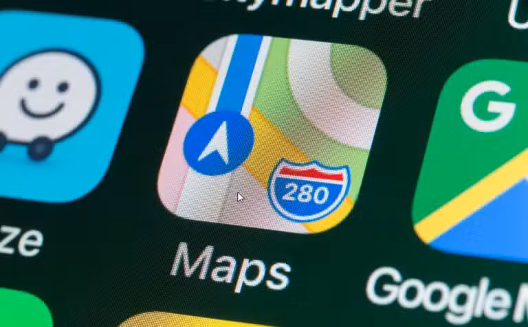 Apple Maps - stockcam @istock.com