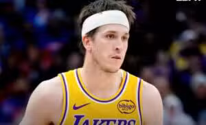 Austin Reaves tem bom retorno mas Lakers não fecham série contra Houston