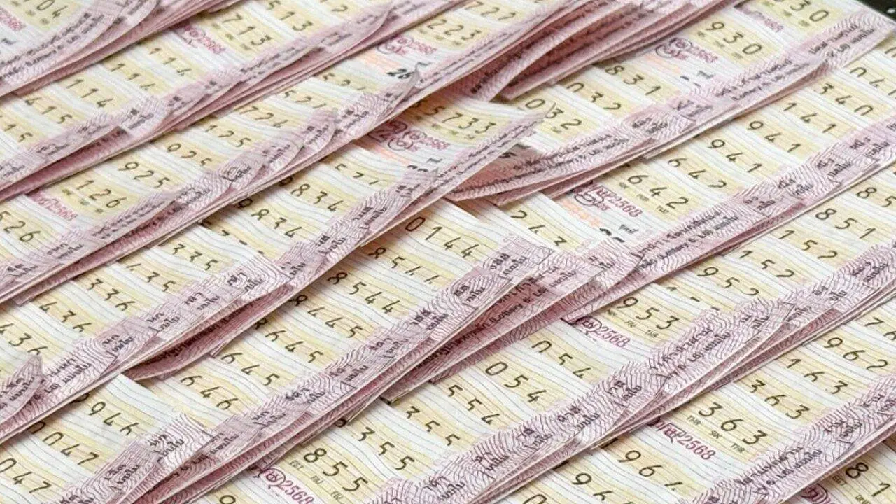 Bilhetes de loteria da Tailândia - onapalmtree/ Shutterstock.com