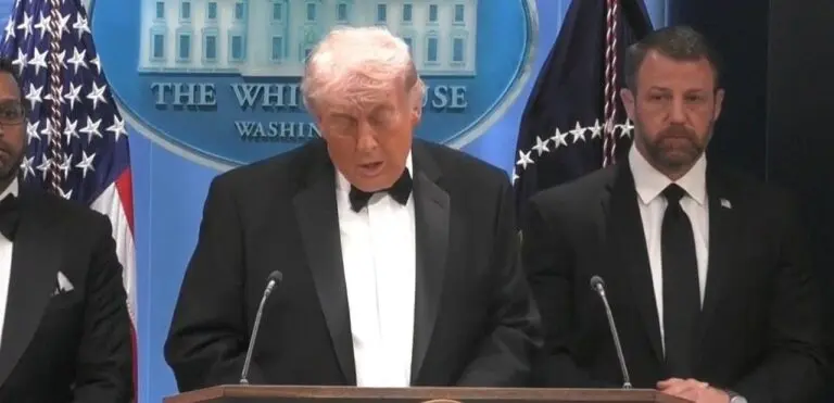 Coletiva do Presidente Donald J. Trump