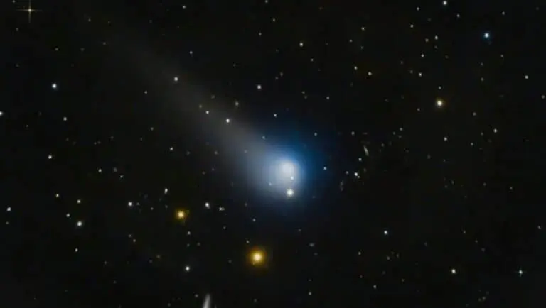 Cometa PanSTARRS - William Brown/ Istockphoto.com