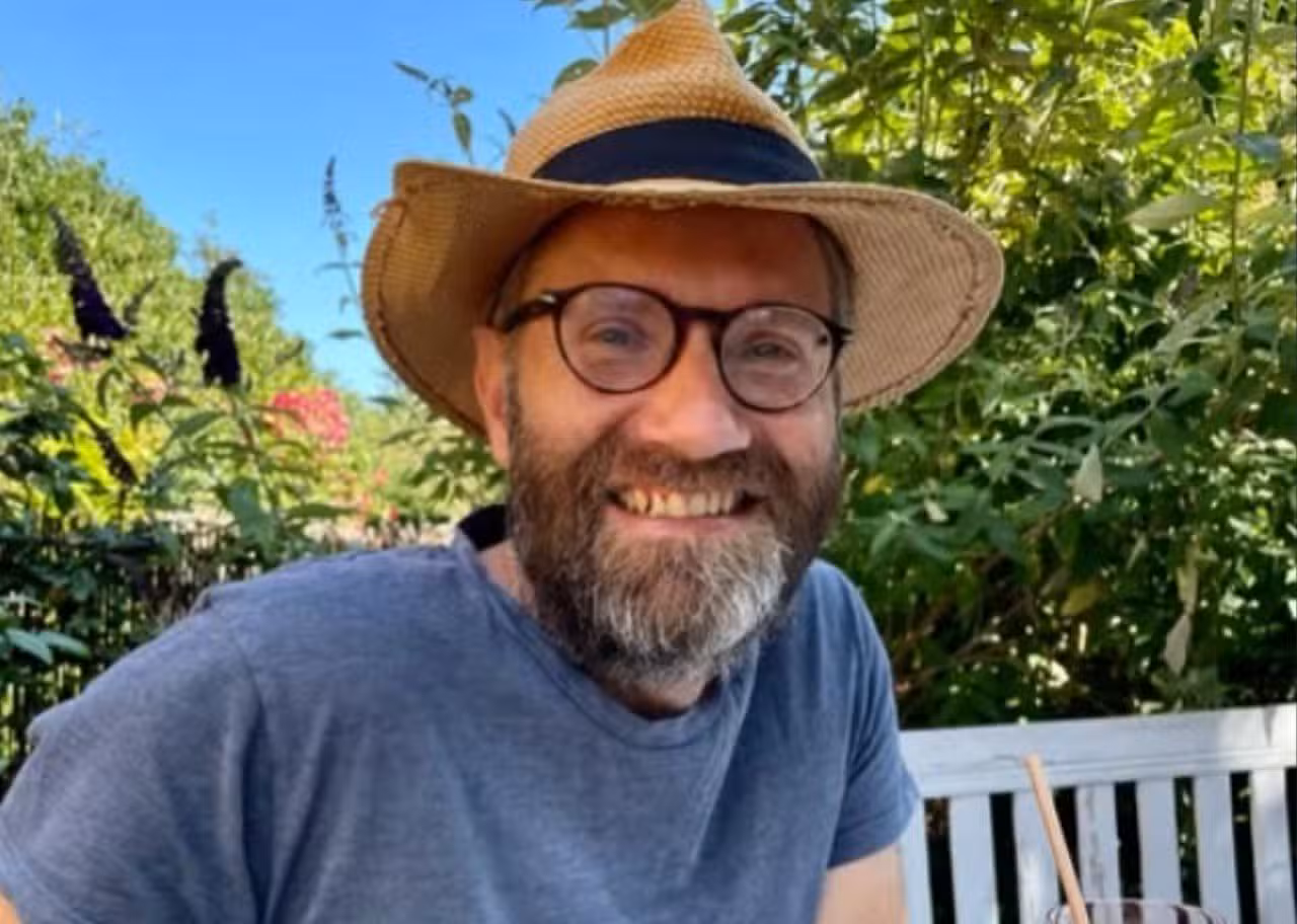 dinamarquês Meik Wiking ''o homem mais feliz do mundo''