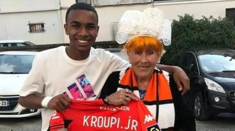 Éli Junior Kroupi